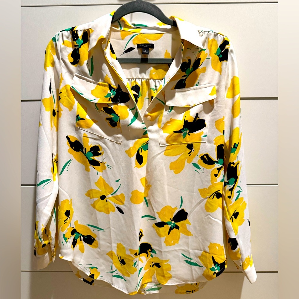 2pcs - Ann Taylor & Banana Republic long sleeve blouses - size SP/4